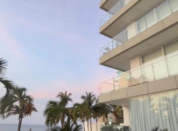 Departamento · 200m² · 3 Habitaciones · 2 Estacionamientos · Departamento Mykonos, Lujo Relajado en Primera Línea de Mar - Sb