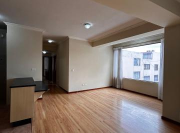Departamento de 3 habitaciones, Quito · ¡Oportunidad de Inversión y Vivienda! Departamento en Venta de 3 Dorm. - 100 m²