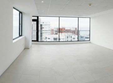 Oficina comercial · 39m² · Oficina en Centro de Manta