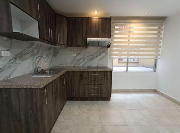 Suite de 1 habitación, Quito · Vendo Moderna Suite a Estrenar con Parqueadero en La Colón a Una Cuadra de La Estación del Metro.