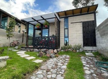 Casa de 2 habitaciones, Cotacachi · Casa Estilo Industrial