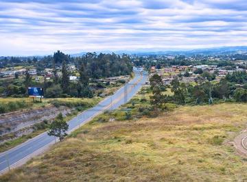 Terreno / Lote , Quito · Terreno de 7248 m² en Venta en Tababela con Frente Amplio