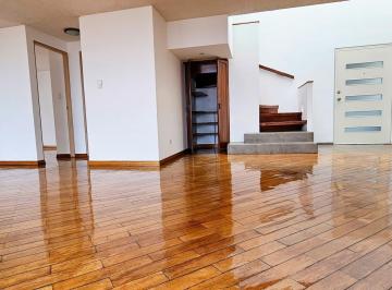 Departamento · 213m² · 4 Habitaciones · 2 Estacionamientos · Departamento Dúplex en Venta | Paseos del Pichincha 6 – Pinar Alto