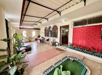 Casa de 3 habitaciones, Guayaquil · Casa de 140 m² con 3 Dorm. en Venta en Los Sauces