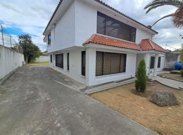 Casa 1000m² Venta Los Chillos · Valle de Los Chillos Vendo Espectacular Propiedad 1000 m². Facilidades