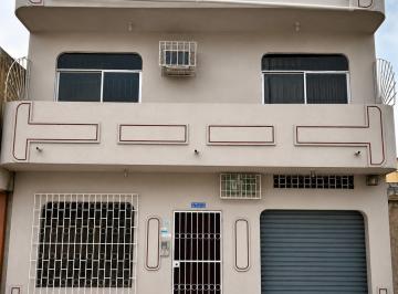 Casa de 5 habitaciones, Guayaquil · Casa de 196 m² Construidos | 5 Habitaciones | 3.5 Baños | Los Sauces