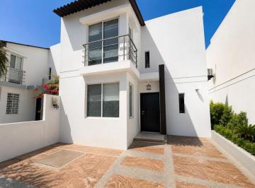 Casa de 3 habitaciones, Playas · En Villamil Playas, Urbanización con Salida Al Mar, Ubicada en El Km. 11.5 de La Via Data, S