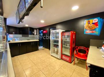Casa de 4 habitaciones, Quito · H/ Av El Inca, Casa Comercial en Venta, 331 m² $179.900