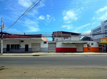 Terreno / Lote · 848m² · Vendo Terreno Esquinero de 848 m² en El Centro de Manta