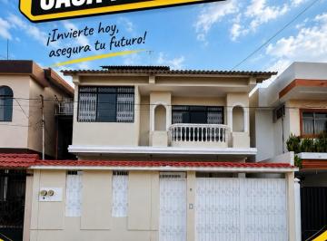 Casa de 6 habitaciones, Guayaquil · En Venta | Propiedad Multifamiliar de Inversión