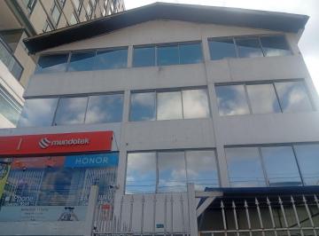 Edificio-Hotel-Fabrica de 21 habitaciones Alquiler USD 5.500 · Edificio en Renta Av Shyris 720 Mt 3pisos 4p 21 Ofi. 10 B Patio Interno