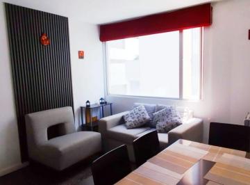 Suite de 1 habitación, Quito · La Carolina Suite Amoblada 50 m Baño y Medio, Parqueo, Seguridad 24/7