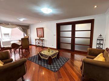 Departamento de 1 habitación, Quito · Suite Amoblada de 70 m² | 1 Dormitorio + Garaje + Bodega | Acepta Mascotas | Excelente Ubicación
