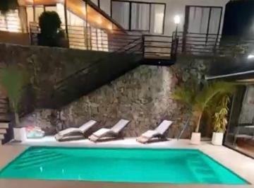 Hacienda-Quinta · 500m² · 8 Habitaciones · 10 Estacionamientos · Oportunidad de Inversion Amplia y Hermosa Quinta en Yunguilla de Venta