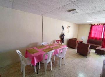 Casa · 140m² · 5 Habitaciones · 4 Estacionamientos · Casa en Venta en Costa de Oro, Salinas Estf