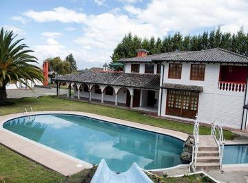 Hacienda-Quinta · 1450m² · 10 Habitaciones · 12 Estacionamientos · Hostería en Venta/ Tababela – Quinta