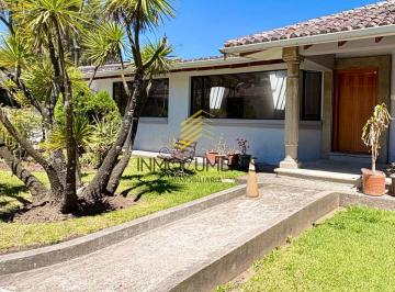 Casa de 3 habitaciones, Quito · Casa de Renta Empresas Vivienda en La Eloy Alfaro y Granados