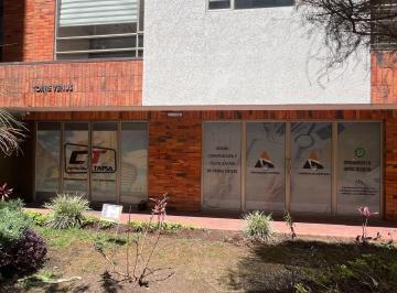 Local comercial , Cuenca · Local Comercial en Venta en Edificio Olimpo - Cuenca