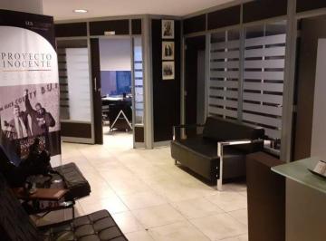 Oficina comercial , Quito · Oficina Amoblada Sector Plataforma Gubernamental