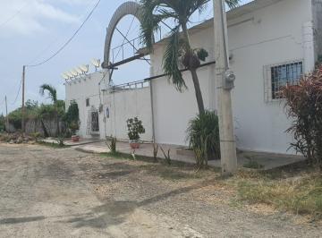 Terreno / Lote · 1000m² · 20 Habitaciones · 10 Estacionamientos · Terreno en Venta en La Libertad Carp