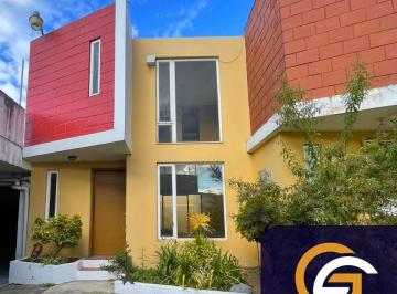 Casa de 3 habitaciones, Quito · ¡Casa en Venta de Oportunidad! Vive a Pocas Cuadras del Parque del Tingo