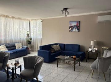Departamento de 3 habitaciones, Guayaquil · Amplio Departamento en Venta, Ceibos