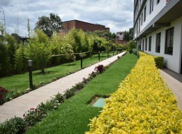 Departamento · 109m² · 3 Habitaciones · 2 Estacionamientos · Departamento Hermoso Cerca Al Tia de Tumbaco