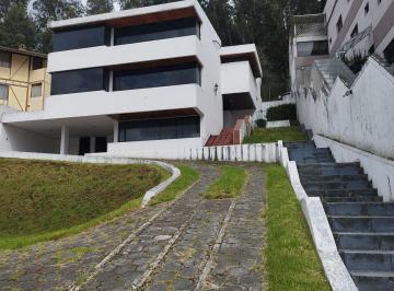 Casa de 12 habitaciones, Quito · Rento / Vendo Propiedad Para Empresa 700 m Batan Alto Quito Cerca del Ciclista