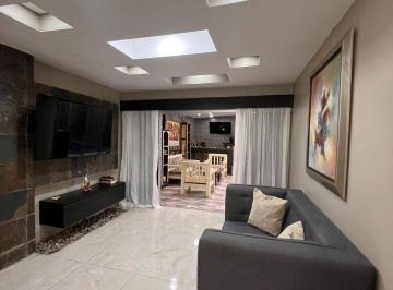 Casa de 3 habitaciones, Guayaquil · Alquilo Casa Amoblada Vía Samborondon