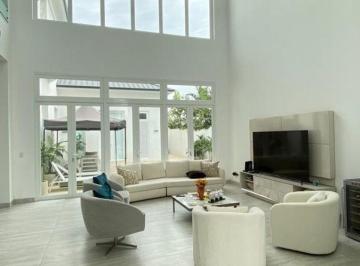 Casa de 4 habitaciones, Guayaquil · Casa Amoblada de Alquiler Via Samborondon