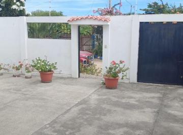 Casa de 3 habitaciones, Santa Elena · Casa en Venta en Ballenita – Excelente Ubicación - W. Sánchez