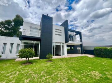 Casa de 3 habitaciones, Quito · Casa de Venta Sector San Patricio El Potrero