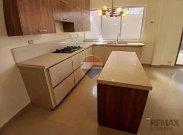 Casa · 130m² · 3 Habitaciones · 2 Estacionamientos · Alquiler Casa Urb. Brisas del Norte Vía a Salitre Frente a Plaza Milann Pasando Mcdonalds