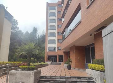 Departamento · 146m² · 2 Habitaciones · 1 Estacionamiento · Venta Departamento 2 Dorm. con Jardín de 119 Mtrs, Quito Tenis Cerca del Parque Azcúnaga