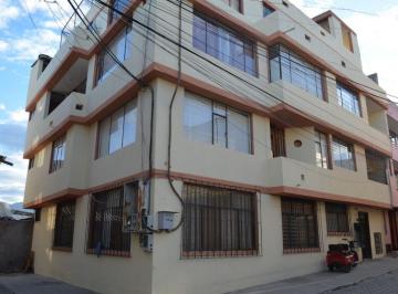 Casa de 13 habitaciones, Quito · Casa de 160 m² con 13 Dorm. en Venta en Calderón, Sector Santa María Giovanni Calles