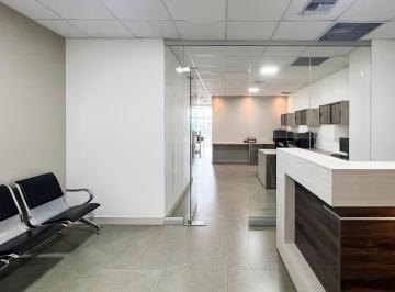 Oficina comercial · 141m² · 2 Estacionamientos · Oficina en Venta