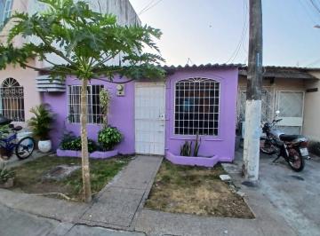 Casa de 2 habitaciones, Guayaquil · Hermosa Casa de Una Planta en Huancavilca Norte en Urbanización Cerrada
