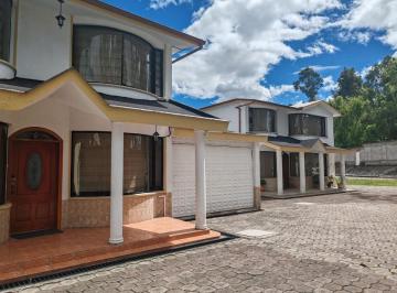 Casa de 3 habitaciones, Quito · Propiedad de Venta con 2 Casas en San Rafael Ideal Negociio Restaurantes, Centros Infantiles