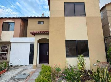 Casa de 4 habitaciones, Guayaquil · Venta de Casa, Sector Villa Club, Km 9 Vía Samborondón
