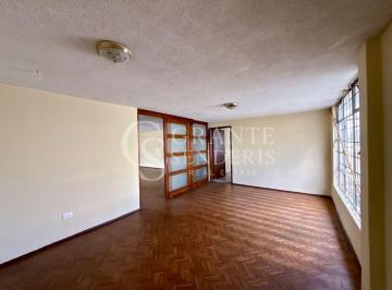 Departamento de 3 habitaciones, Quito · Departamento en Renta Mariana de Jesús