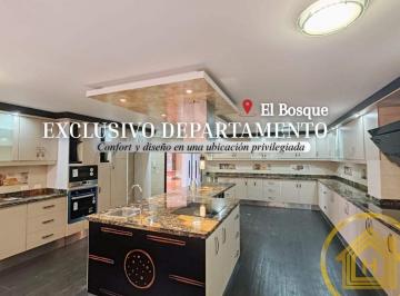 Departamento · 550m² · 4 Habitaciones · 3 Estacionamientos · Departamento en Venta, de 3 Dorm., en Urbanizacion con Seguridad, Sector Noroccidente, Quito