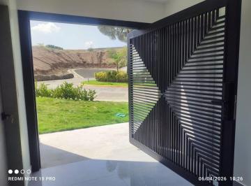Casa de 4 habitaciones, Manta · Casa de Venta en Manta Zona Sur