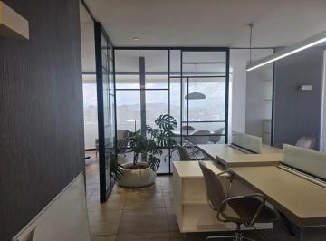 Oficina comercial , Quito · Rento o Vendo Exelente Oficina en Edificio Corporativo Metropolitan