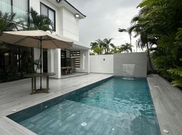 Casa de 4 habitaciones, Guayaquil · Alquilo Casa en Samborondon Km 8, Urbanización Laguna del Sol, 4 Dorm., 487 m²