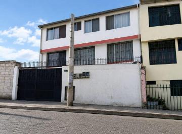 Edificio-Hotel-Fabrica de 11 habitaciones, Quito · Venta Casa Rentera - San Antonio de Pichincha