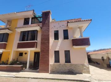 Casa de 4 habitaciones, Quito · Casa de Venta, Los Chillos, 4 Dorm.