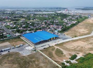 Bodega-Galpón , Durán · Alquiler Bodegas 5.000 m² - por Estrenar! - Dentro de Complejo, Durán - Ecuador