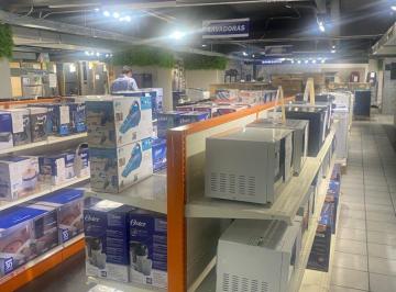 Edificio-Hotel-Fabrica , Guayaquil · Se Alquila o Se Vende Centro Comercial Bahía 717 m²