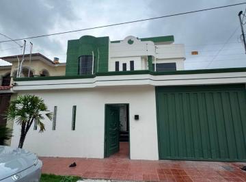 Casa de 3 habitaciones, Guayaquil · Casa en Venta – Urbanización Acuarela del Río