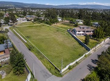 Terreno / Lote , Quito · Terreno Esquinero 2.459 m² en Venta – Ontaneda, Conocoto
